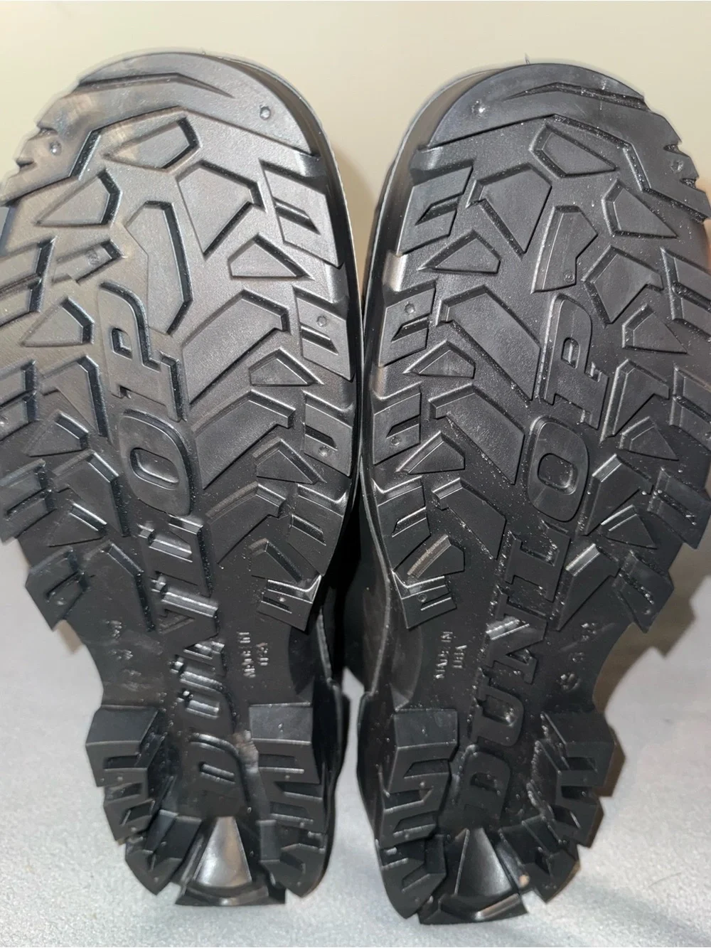 Dunlop durable black